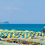 Atlantic 3* לואנו