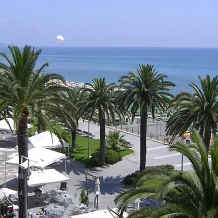 Atlantic 3* Loano